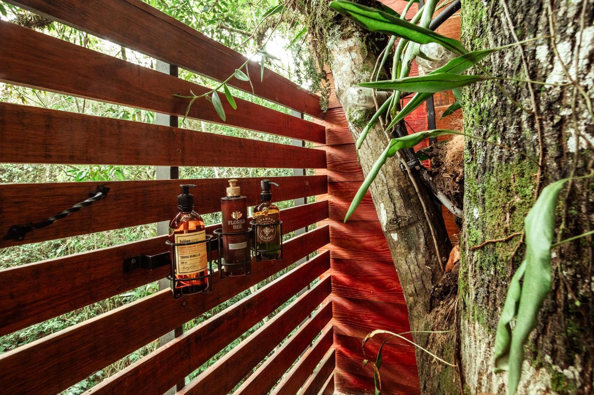 Tominejo Ecolodge - Casas En Los Arboles Neira Exterior photo