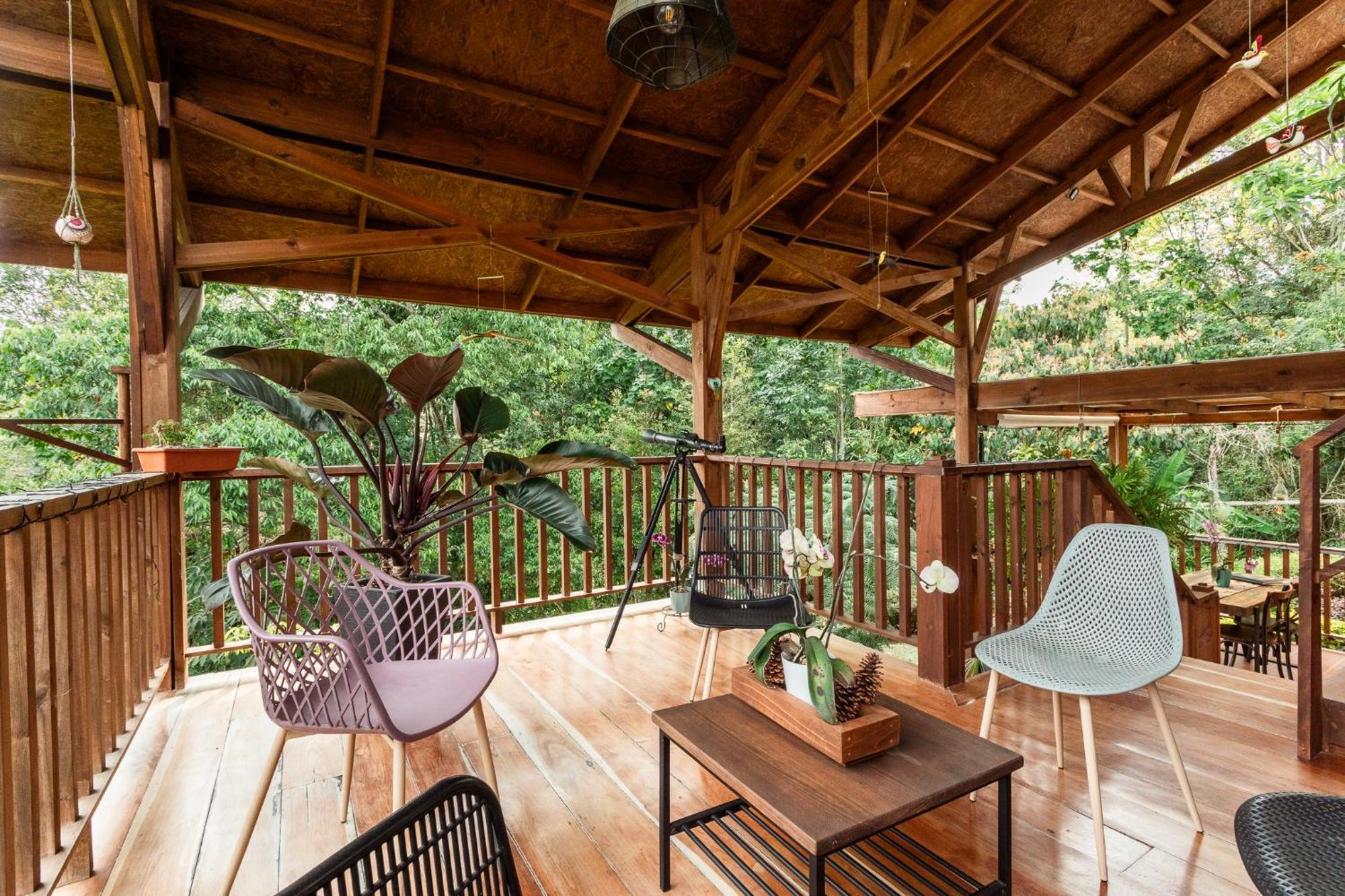 Tominejo Ecolodge - Casas En Los Arboles Neira Exterior photo